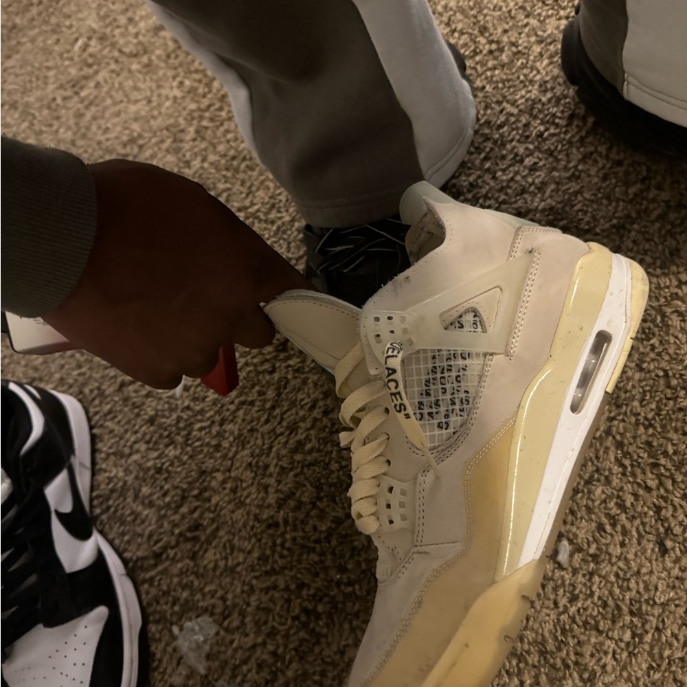 Off-White x Wmns Air Jordan 4 Retro SP ‘Sail’ - Picture 3 of 5
